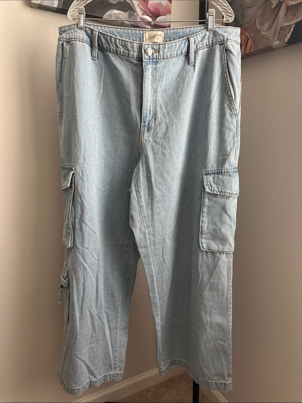 Universal Thread Light Blue Wide Leg Cargo Jeans